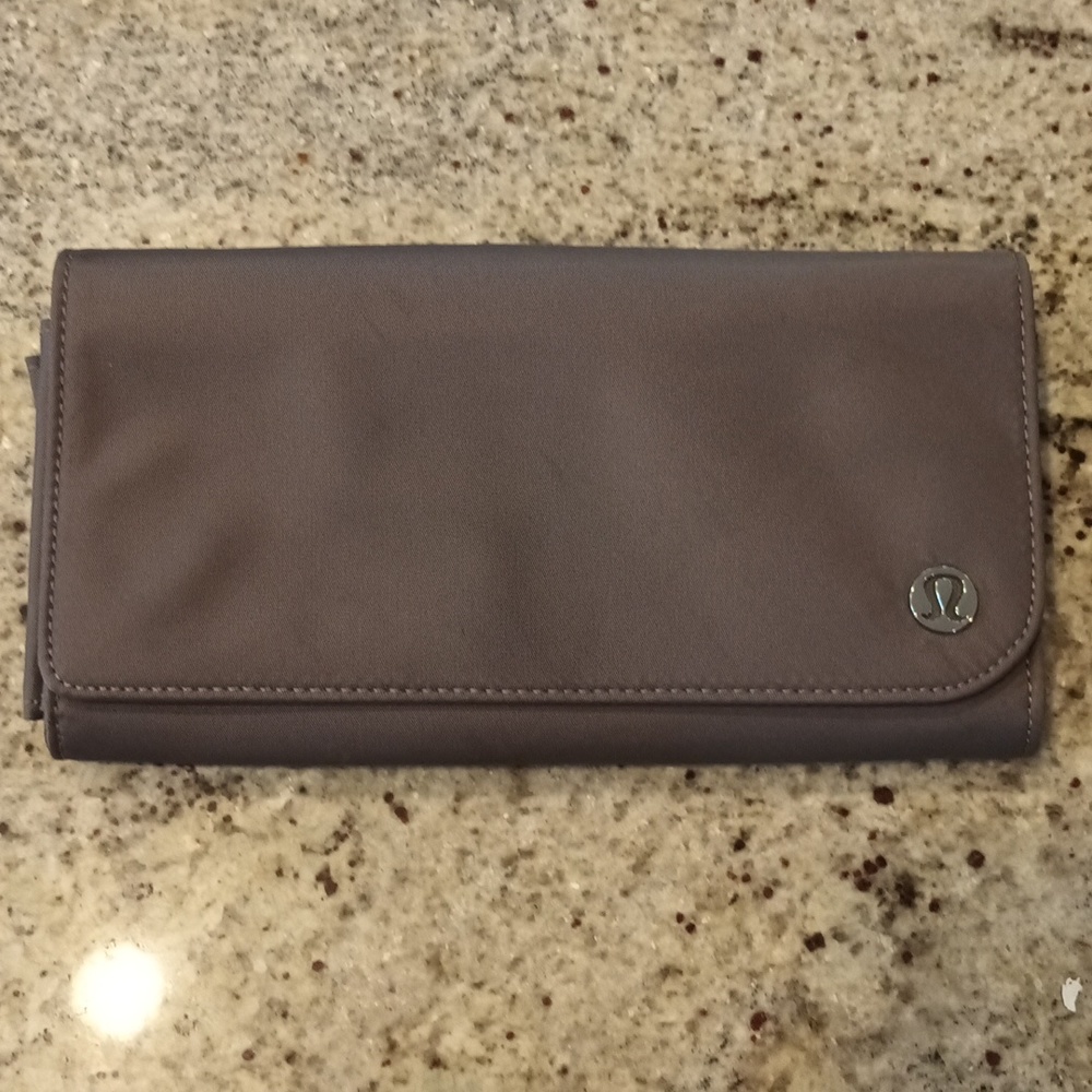 Lululemon Wallet
